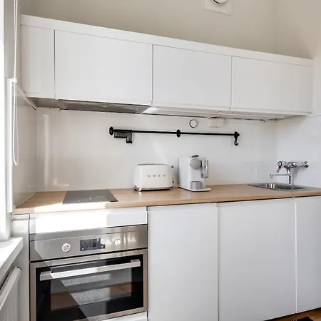 Designers Wehost Albertinkatu Huoneisto